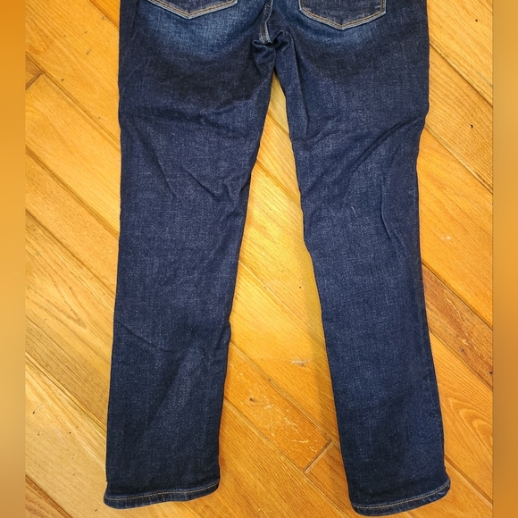 American Eagle artist crop next level crop size 6 standard dark cropped Jeans - Picture 8 of 11